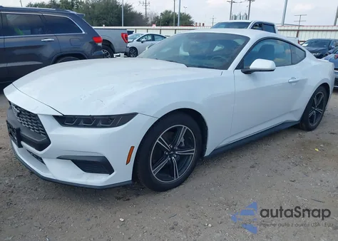 2025 Ford Mustang Ecoboost Premium Fastback z USA, uszkodzony, nr VIN 1FA6P8TH8S5120842